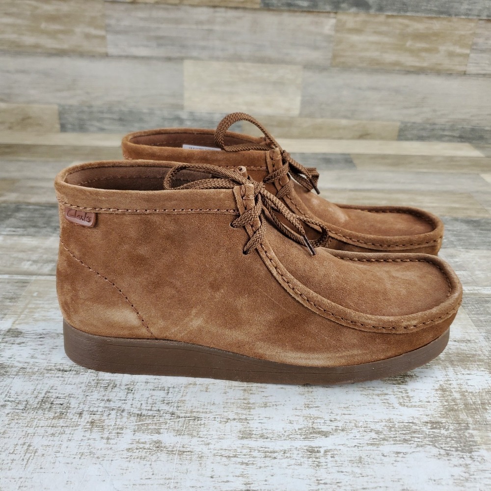 Clarks Wallaston Mens Chukka Boots Sz 10 M Brown Suede Moc-Stitched Toe Comfort